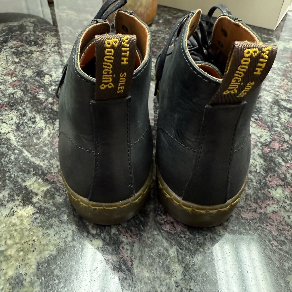 Dr. Martens Black Leather Ankle Boots Size 10 - Picture 7 of 7